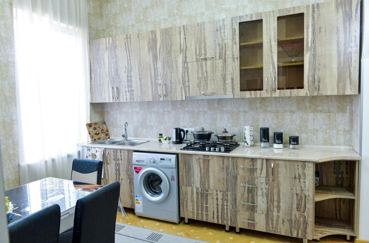 Bibi Hotel Kutaiszi Kültér fotó