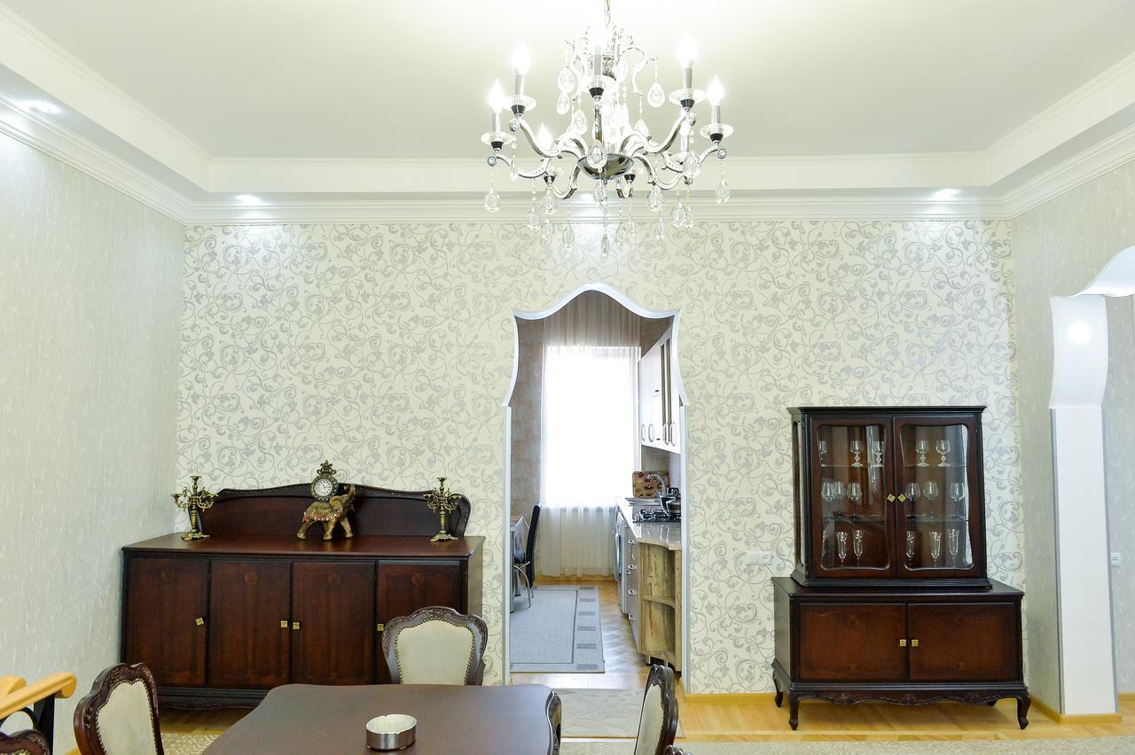 Bibi Hotel Kutaiszi Kültér fotó